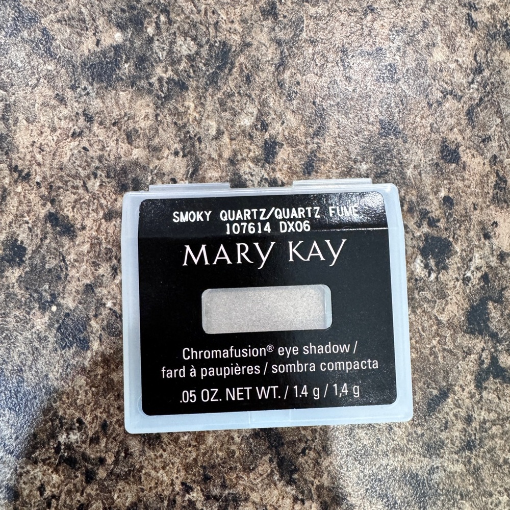 NEW Mary Kay Mineral Eye Color, Smoky Quartz, 107614